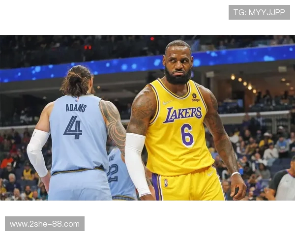 湖人新主豪掷千金,詹皇冲冠再添强援!(2) 湖人新主豪掷千金,詹皇冲冠再添强援!(2)